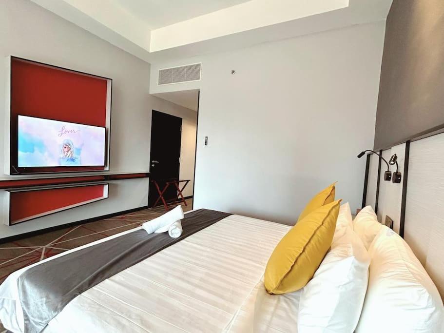 M101 Klcc Kl City King Suites By Livin Куала Лумпур Екстериор снимка